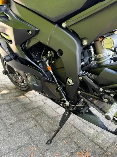 YAMAHA R6 RACE – náhľad 7