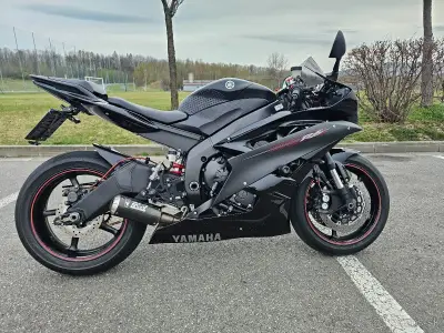 Yamaha R6 2006 – náhľad 2