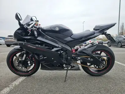 Yamaha R6 2006 – náhľad 4