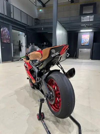 Okruhovka Yamaha R6 – náhľad 6