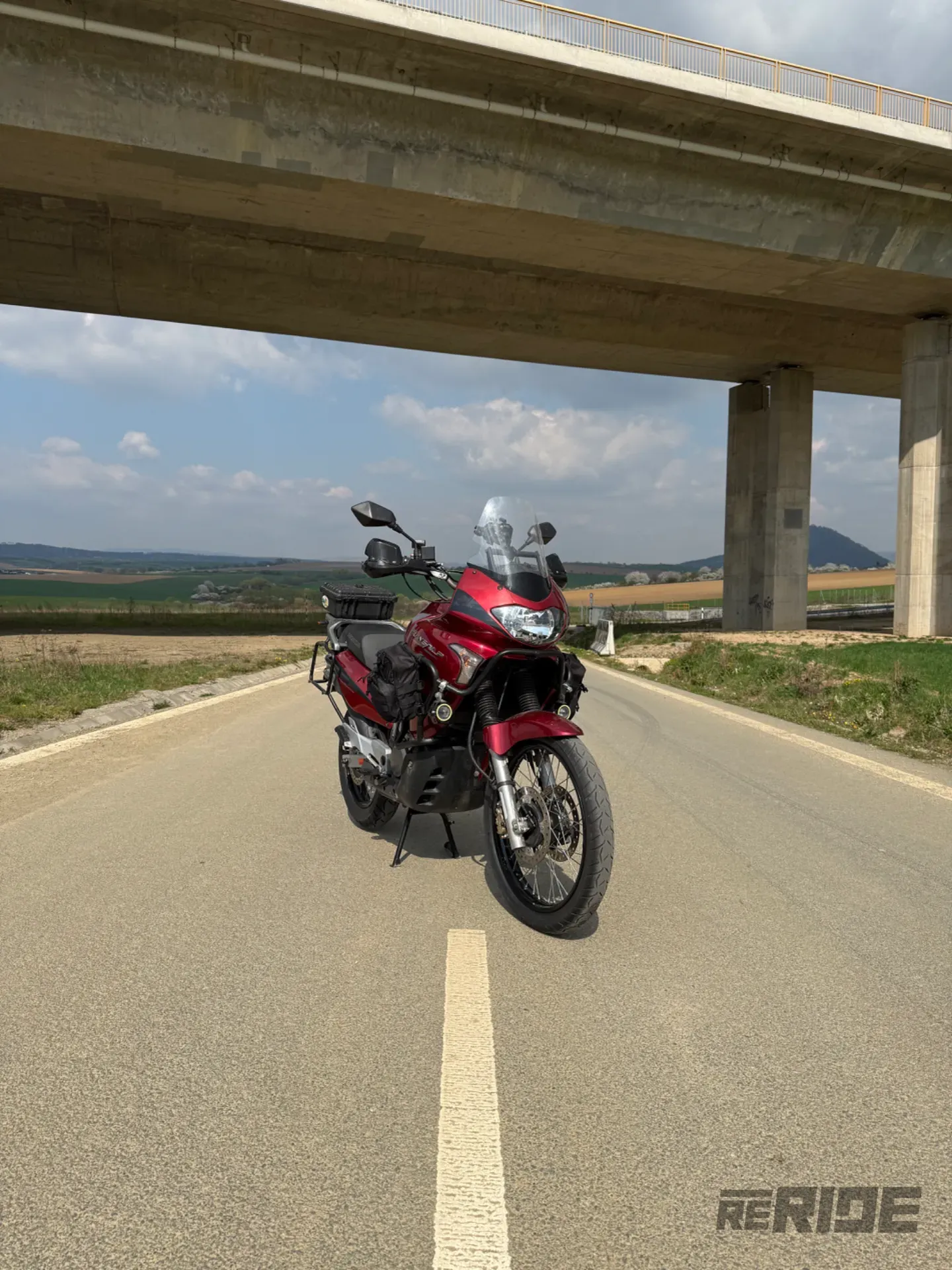 Honda Transalp 650 - foto 1