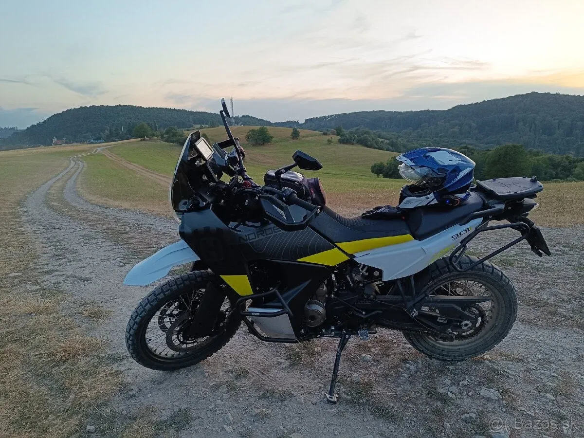 Husqvarna 901 norden - foto 1