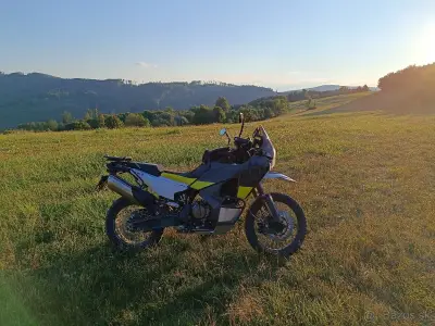 Husqvarna 901 norden – náhľad 2