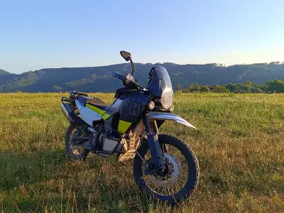 Husqvarna 901 norden – náhľad 3