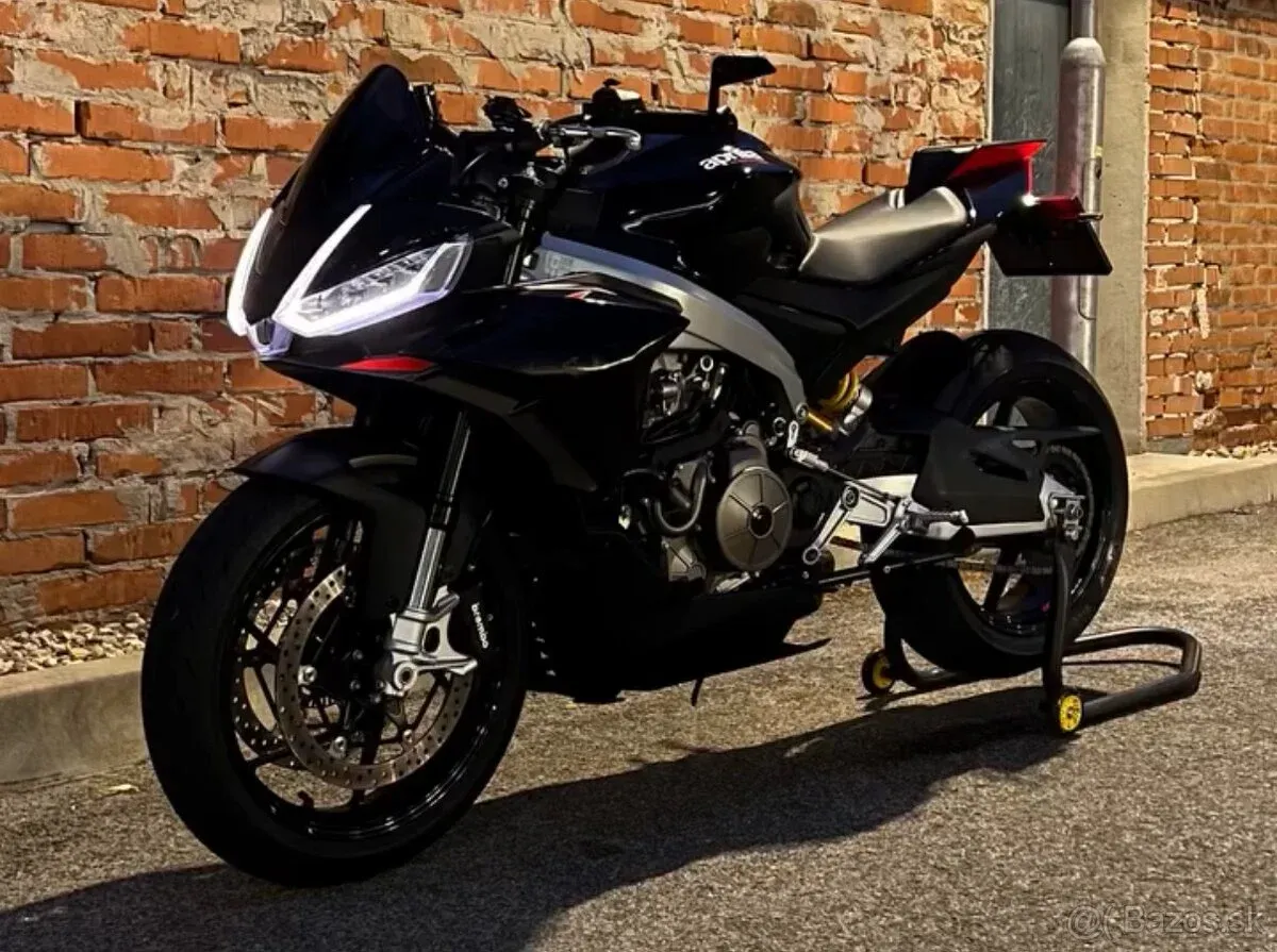 Aprilia Tuono 660 Factory + Rizoma doplnky a MIVV výfuk - foto 1