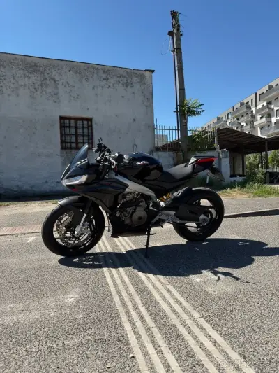 Aprilia Tuono 660 Factory + Rizoma doplnky a MIVV výfuk – náhľad 6