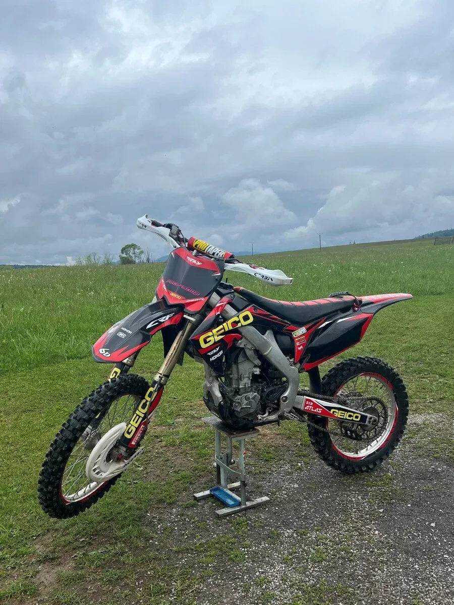Honda CRF 250R - foto 1