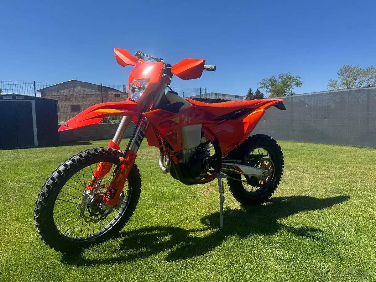 KTM EXC-F 250 6DAYS 2025 - foto 1