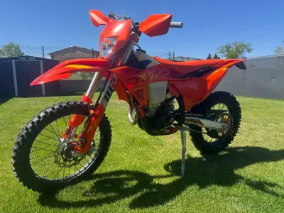 KTM EXC-F 250 6DAYS 2025 – náhľad 2