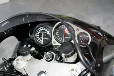 Kawasaki Ninja ZX-7R – náhľad 6