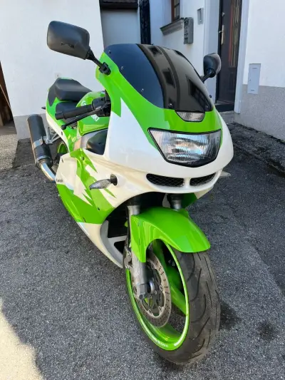 Tel. 0949 620 473-Kawasaki ZX 600 F Ninja – náhľad 3