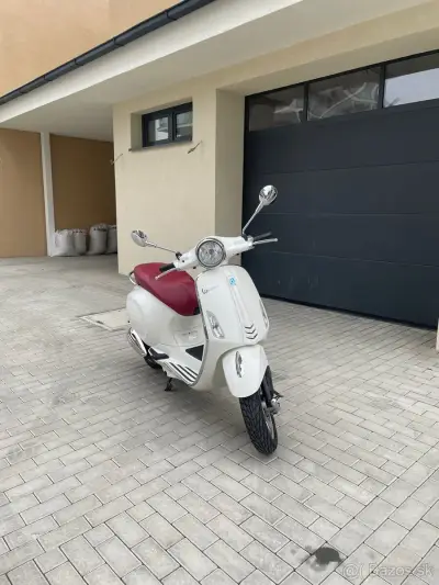 Vespa Primavera 50 2T skuter – náhľad 1