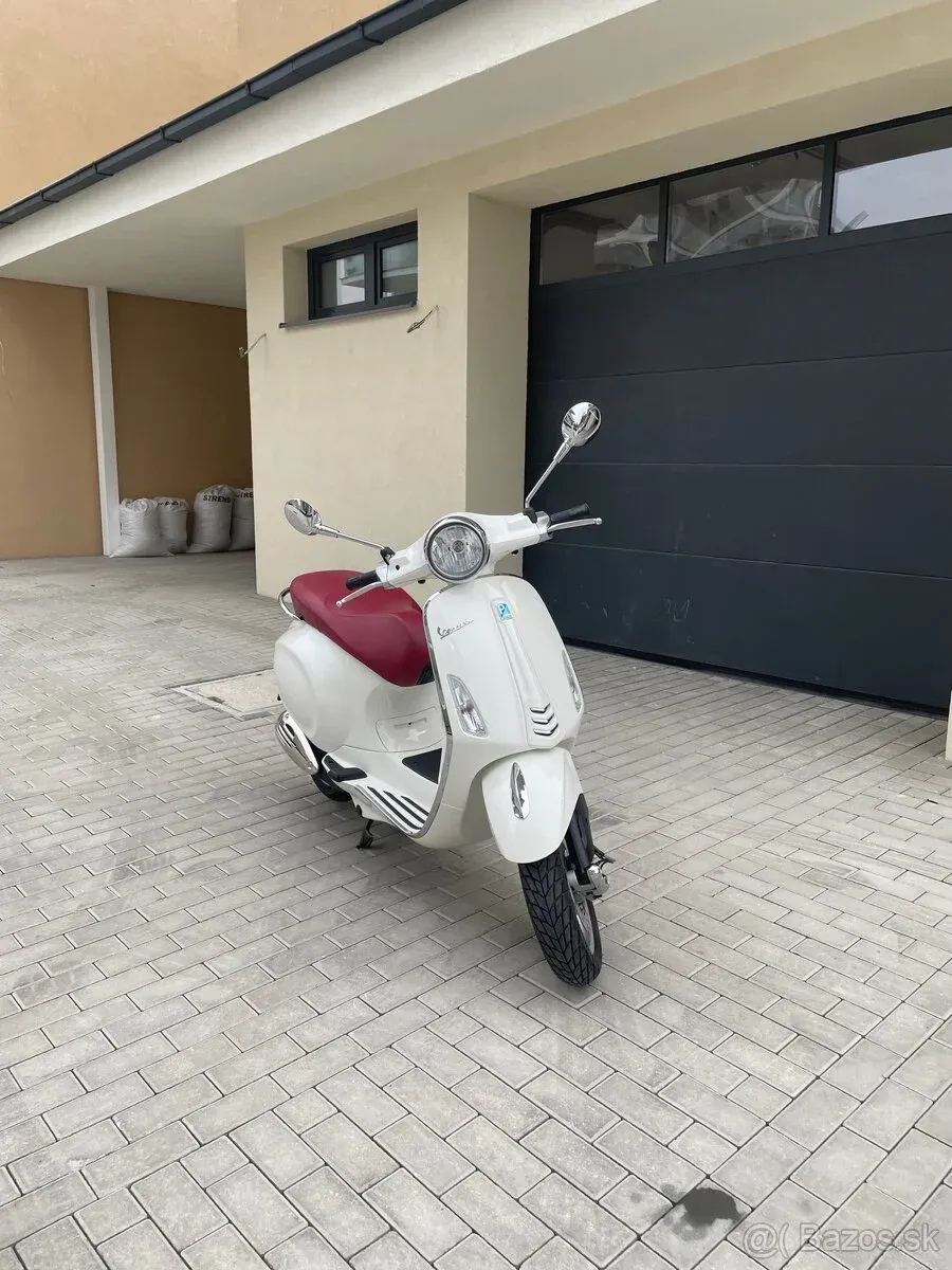Vespa Primavera 50 2T skuter - foto 1