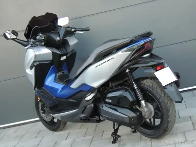 HONDA NSS 125 FORZA 2019 ABS AKRAPOVIC zálohovaná – náhľad 3