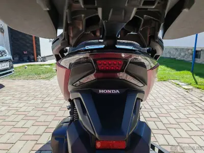 HONDA FORZA 125 – náhľad 4