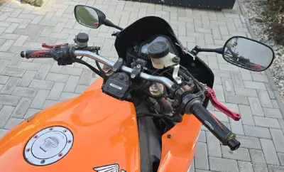 Honda cbr 1000rr 2004 sc57 – náhľad 6