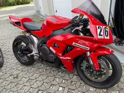Honda CBR1000RR na OKRUH – náhľad 1