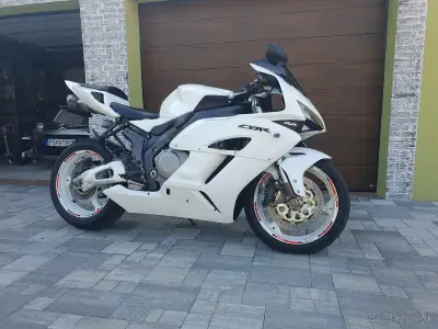 Honda CBR 1000rr – náhľad 2