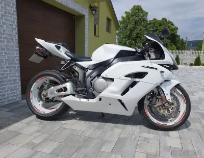 Honda CBR 1000rr – náhľad 7