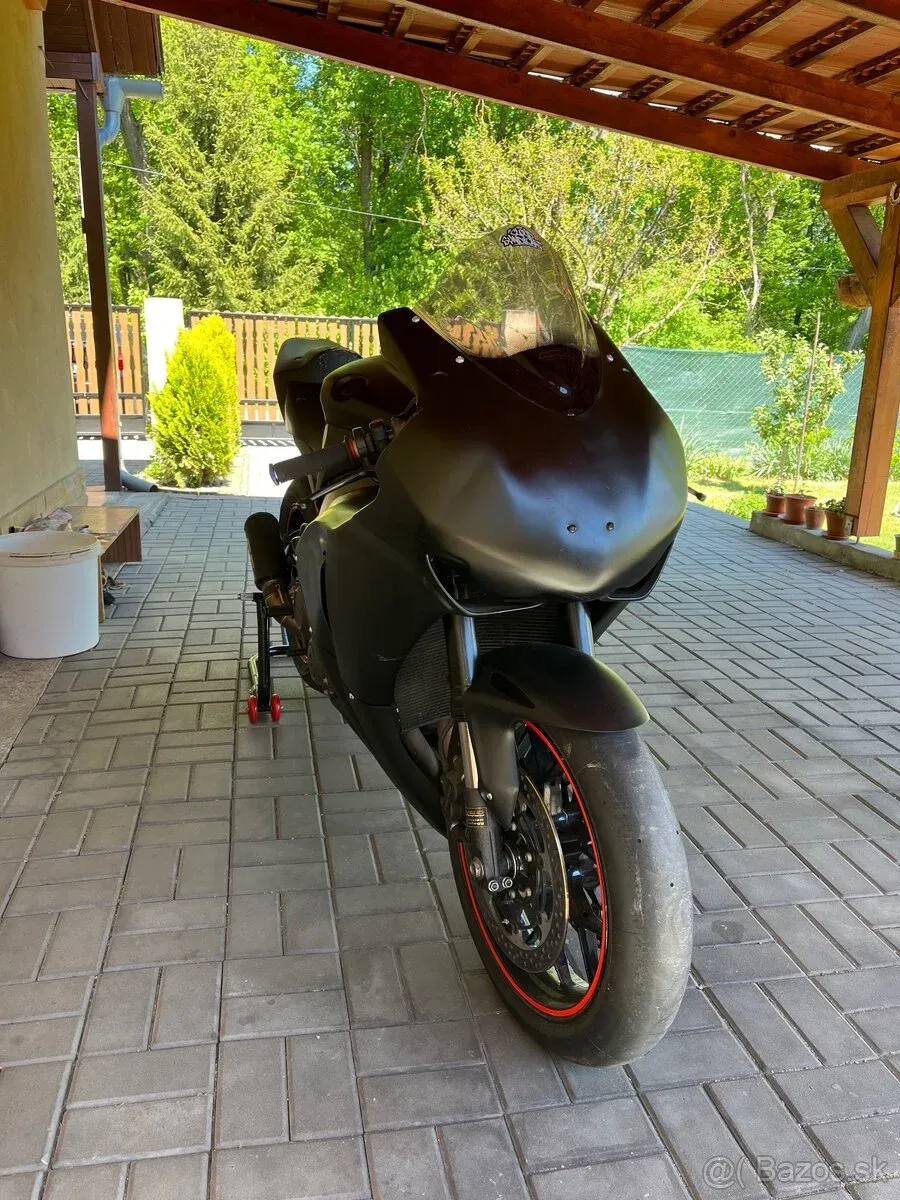 Honda CBR 1000RR (2014) okruhovka - foto 1
