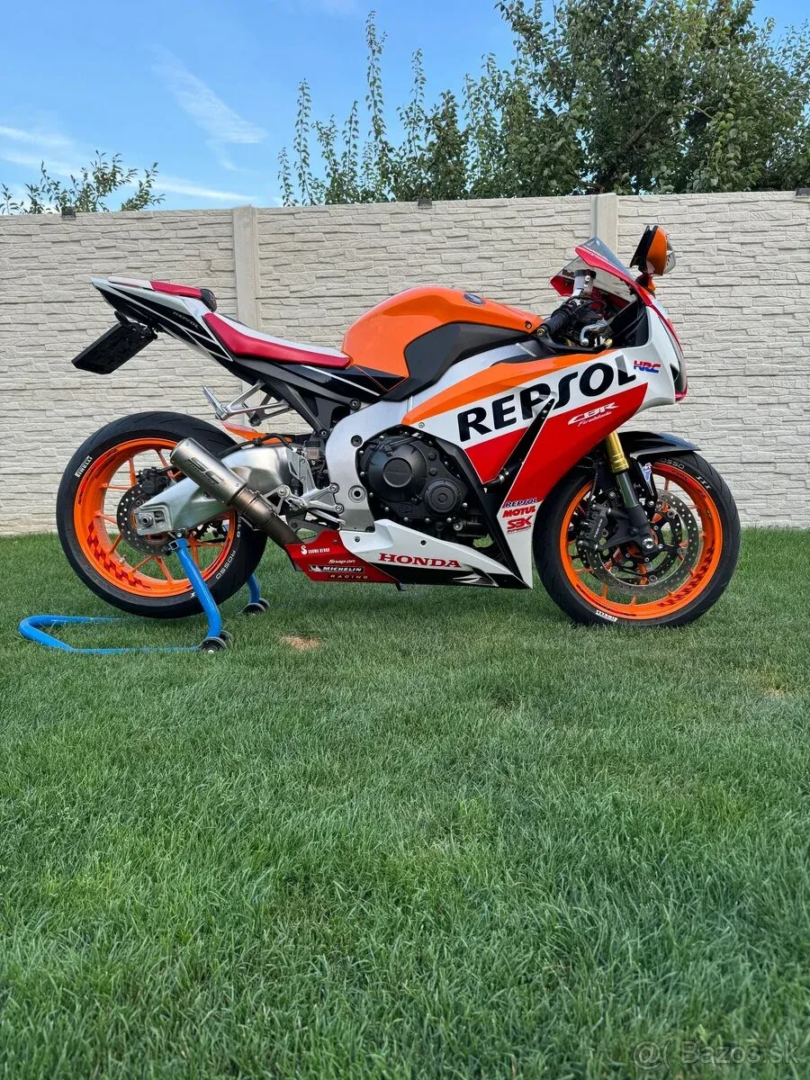 Honda Cbr 1000 RR - foto 1