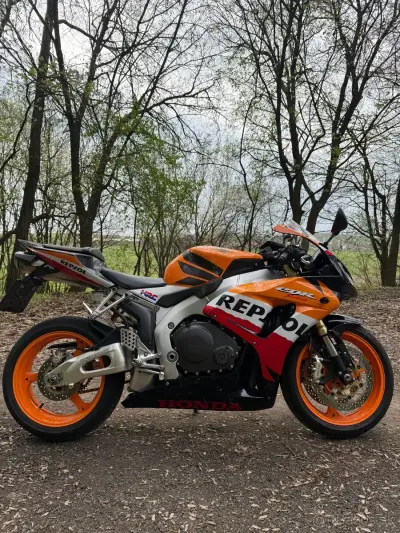 Honda CBR 1000 RR – náhľad 2