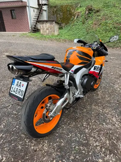 Honda CBR 1000 RR – náhľad 4