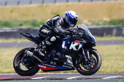 SUZUKI GSXR 1000 L3 okruh – náhľad 1