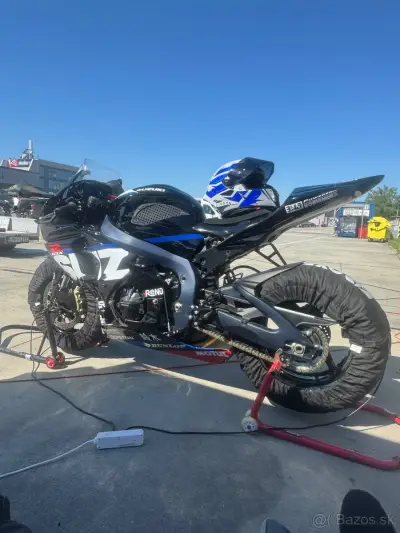 SUZUKI GSXR 1000 L3 okruh – náhľad 5