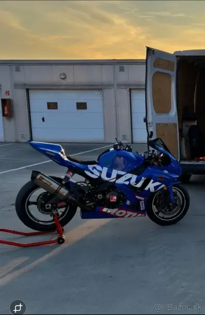Suzuki GSX-R-1000 k8 okruhovka – náhľad 5