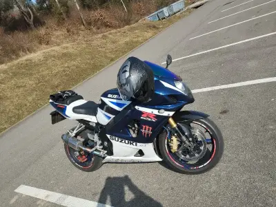 Suzuki gsxr 1000 k4/k5 – náhľad 1