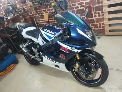 Suzuki gsxr 1000 k4/k5 – náhľad 2