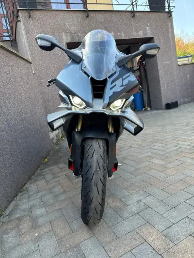 BMW S 1000 RR 2025 – náhľad 5
