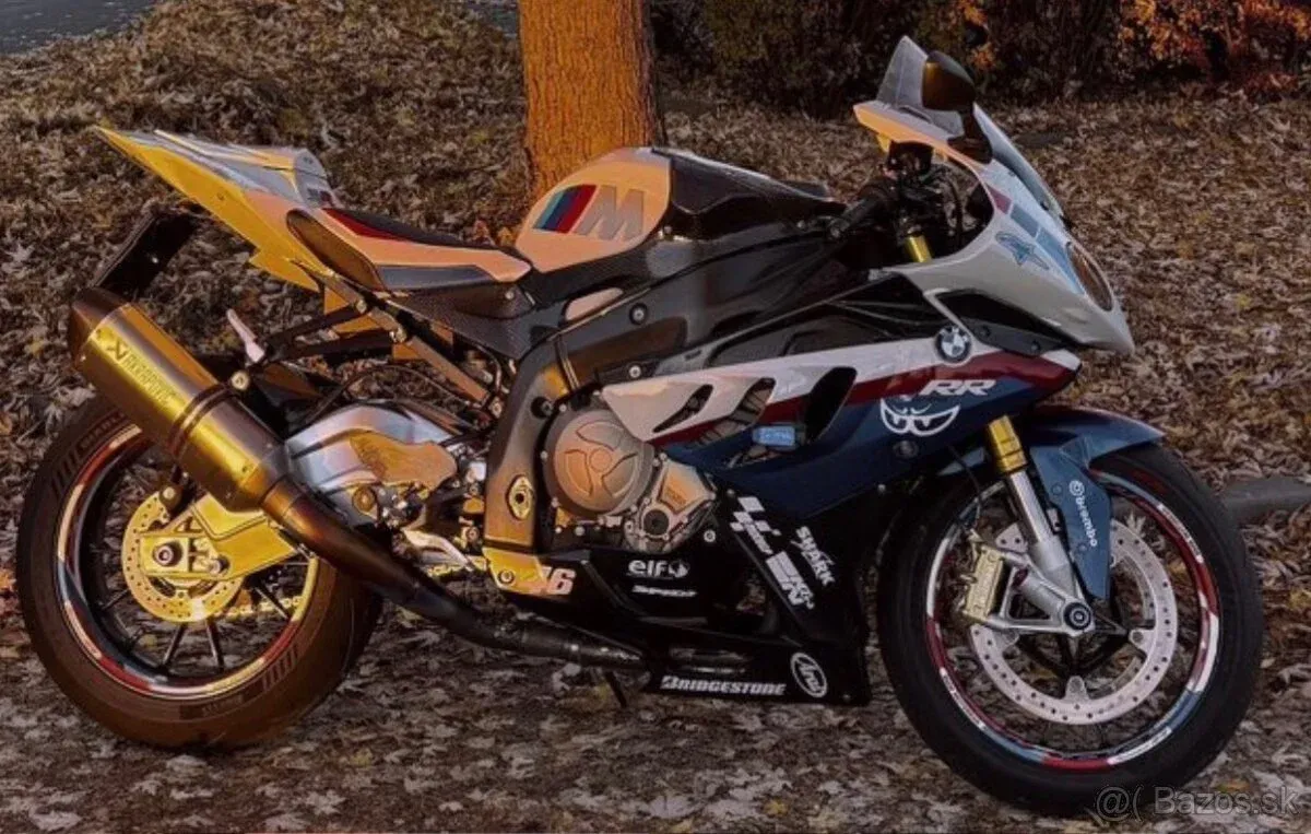 BMW S1000RR – Akrapovič, karbon, top stav - foto 1