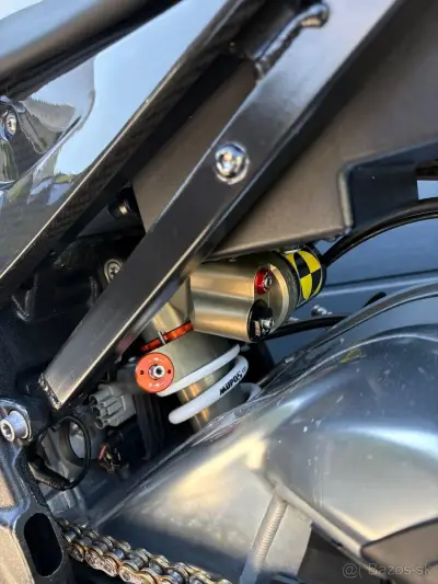 BMW S1000RR – náhľad 7