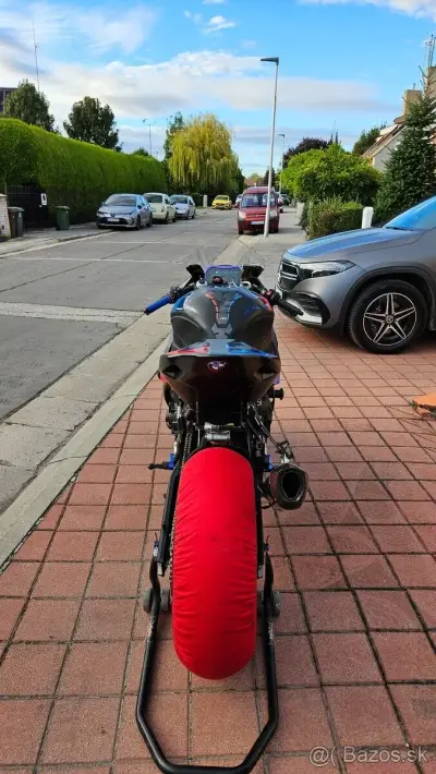 BMW S1000RR 2022 Okruhovka – náhľad 8