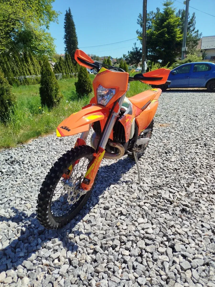 KTM 300 EXC TBI 2025 - foto 1