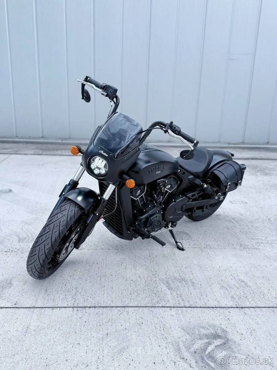 Indian Scout Rogue black s výfukmi Jekkil&Hyde - foto 1