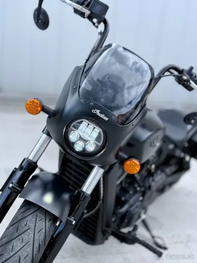 Indian Scout Rogue black s výfukmi Jekkil&Hyde – náhľad 11