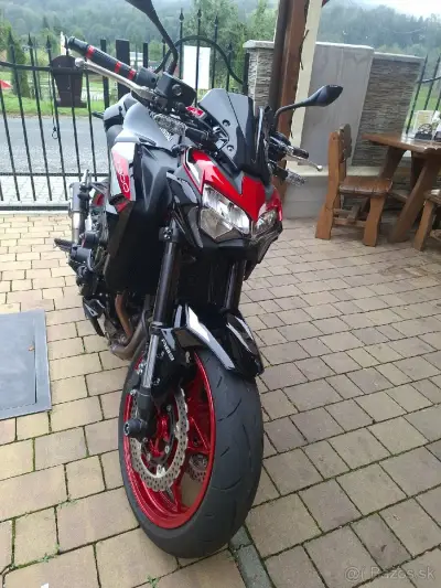 Predám Kawasaki Z900 rv 10/2024 odo 1800 km odpočet DPH – náhľad 5