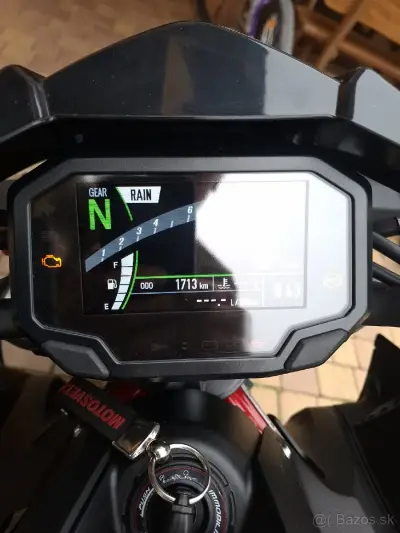 Predám Kawasaki Z900 rv 10/2024 odo 1800 km odpočet DPH – náhľad 7