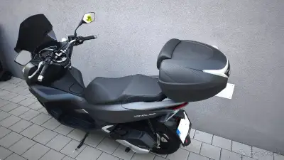 Honda PCX 125 top stav - malo km – náhľad 4