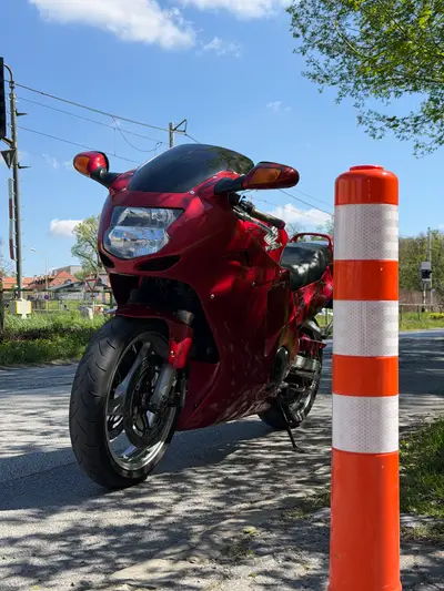 Honda cbr 1100XX superblackbird – náhľad 1