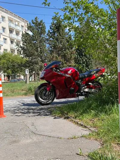 Honda cbr 1100XX superblackbird – náhľad 2