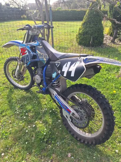 YAMAHA YZ 125 CROSS – náhľad 2