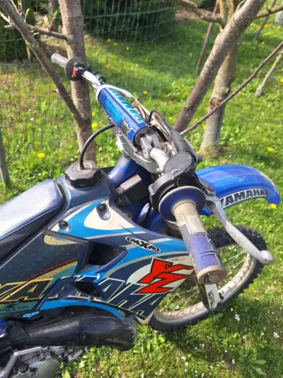 YAMAHA YZ 125 CROSS – náhľad 3