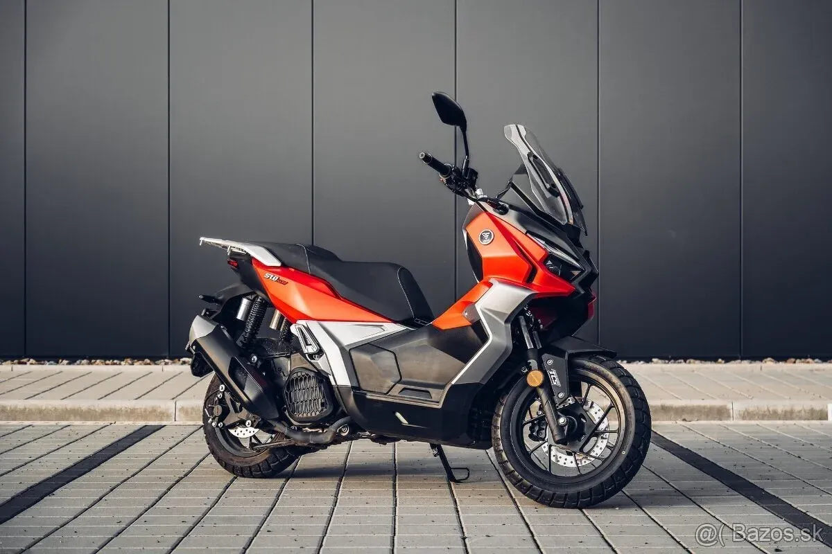 VOGE SR1 125i ADV - foto 1