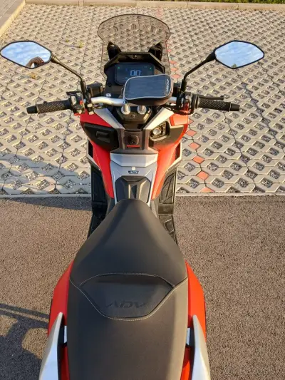VOGE SR1 125i ADV červená – náhľad 4