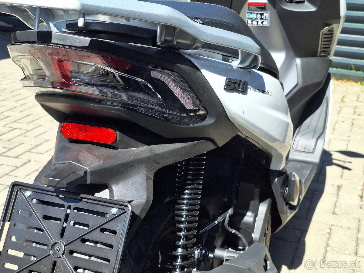 Voge SR1 125i GT - bílý - foto 1