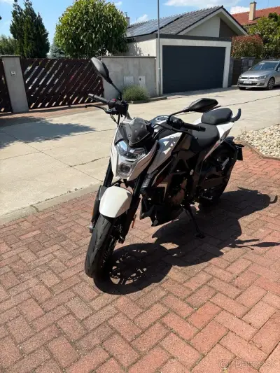 Voge 300r – náhľad 1